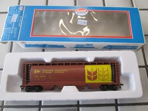 model power GOVERMENT OF CANADA cylindrical covered hopper car HO scale - Picture 1 of 8