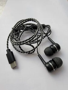 USB-C Stereo Headset in Black - Picture 1 of 2