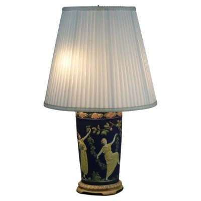 Антикварная классическая греческая камея художественная керамика лампа основание аттр. Weller, c1930 - Изображение 1 из 4