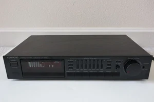 Kenwood KC-208 Stereo Pre Amp Graphic Equalizer - getestet funktioniert - Bild 1 von 11