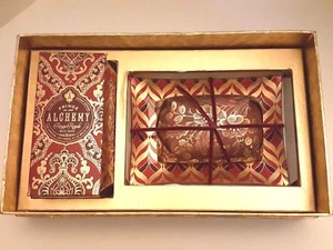 FRINGE ALCHEMY NO. 7 ROUGE ROYALE SET MULBERRY & LILY SOAP BATH SALTS TRAY - Picture 1 of 11