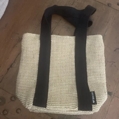 Lindo bolso de mano Wacoal Foto 1 de 4