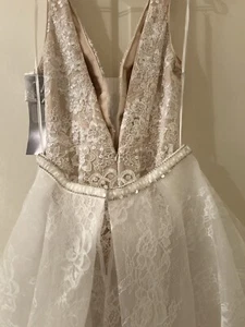New Nude & White Mermaid Lace Wedding Dress Medium Size - Picture 1 of 10