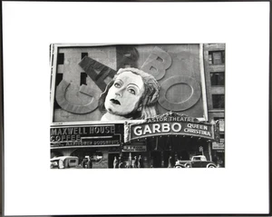 Robert Jansen, Garbo at the Astor Theater, Gelatin Silver Print - Picture 1 of 2