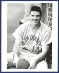 Pete Rose Cincinnati Reds MLB Baseball Player 8 x 10 Photo - Picture 1 of 2
