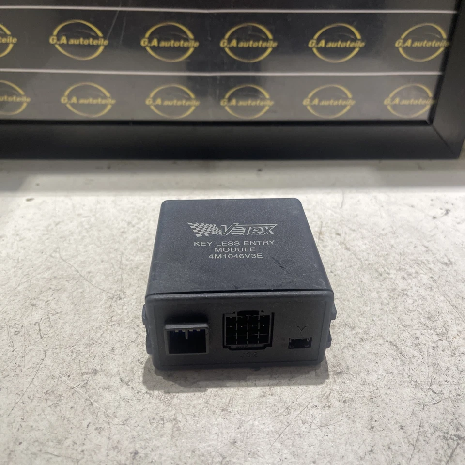VW Passat 3B 2.3 Syncro Steuergerät ZV Funkfernbedienung Votex 4M1046V3E - Bild 1 von 4
