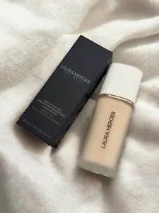 Laura Mercier Paris New York Real Flawless Weithless Foundation 1 oz 1C2-CHIFFON - Picture 1 of 7