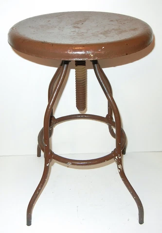 VINTAGE STEEL INDUSTRIAL SHOP ADJUSTABLE METAL STOOL Cover