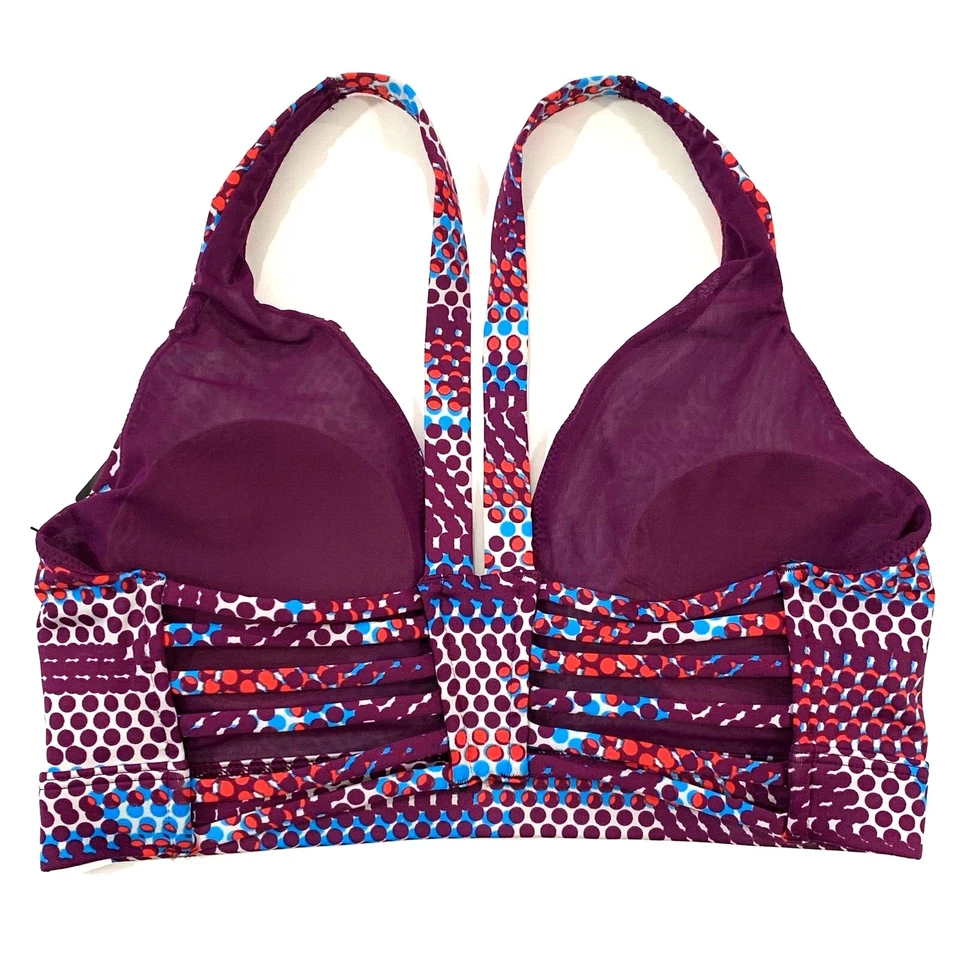 Sujetador deportivo inalámbrico Victorias Secret VSX deportivo con tiras en la espalda ligeramente forrado Foto 1 de 1