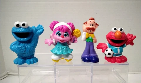 Sesame Street Character Figures Lot Of 4 Cookie Monster, Abby Cadabby, Mr Cover