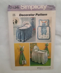 Simplicity 6134 simpatico impilatore biancheria da letto e pannolini vintage anni 70 tema asilo nido - Foto 1 di 9