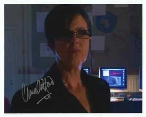 Doctor Who Autograph: CLARE CLIFFORD (Torchwood) Signed Photo - Picture 1 of 1