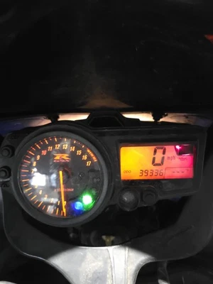 Suzuki GSXR 600 2004-2005 velocímetro medidores panel de visualización ¡39 k millas!! Foto 1 de 4