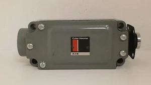 SCHNEIDHAMMER SPDT ENDSCHALTER 10316H18D *NEU ÜBERSCHUSS* - Bild 1 von 7