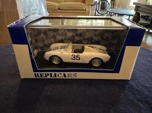 brumm 1/43 Porsche 550RS lemans DE BEAUFORT HUGUS LIMTED E #602/1000 #35 Car - Picture 1 of 7