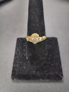 Anello unisex oro cuore oro giallo 14 carati 4,22 g misura 8,5 8 1/2 (QUC020481) - Foto 1 di 3