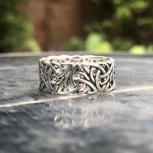 Handcrafted 925 Sterling Silver Triquetra Viking Celtic Knot Symbol Endless Ring - Picture 1 of 5