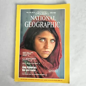 National Geographic Magazine June 1985 Steve McCurry’s Iconic Afghanistan Teen - Foto 1 di 7