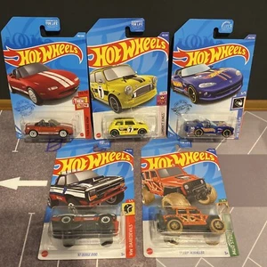 Hot Wheels Treasure Hunt Lot Of 5 - Miata - Viper RT 10 - Morris - D100 - Jeep - Picture 1 of 6