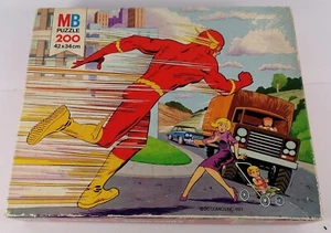 Puzzle MB francese vintage 200 pezzi The Flash serie DC supereroi - 1977 - Foto 1 di 6