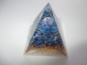 Generador de energía pirámide orgonita flor loto lapislázuli CloudBuster 2"x2,5" - Imagen 1 de 9