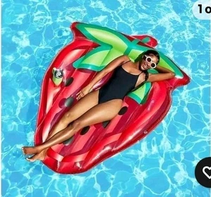 oversized member's Mark 👀🍓🍓Strawberry float raft 80 " by 59 " by 10 " NEW 🍓 - Picture 1 of 6