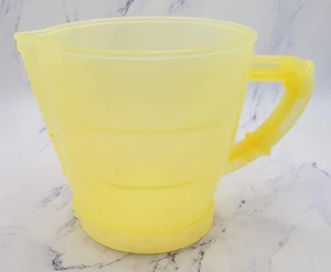 Little Tikes Child Size 4 Inch Replacement Yellow Measuring Cup - Picture 1 of 10