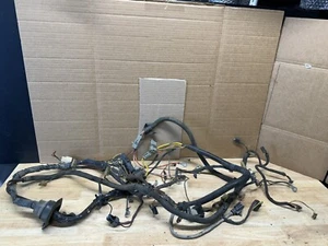 83-86 F250 6.9 7.3 Idi Motor And Harness F350 International Harvester Diesel - Picture 1 of 12