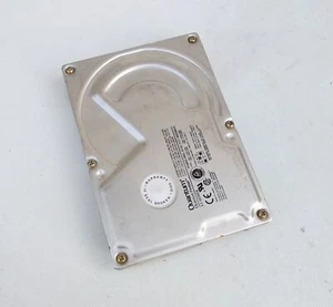 Quantum Fireball 640AT FB64A012-R01-A 640MB 3.5" IDE Hard Disk Drive - Bild 1 von 4