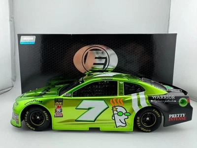 Chevrolet Chevy Camaro NASCAR 2018 color líquido Lionel RCCA Elite Danica Patrick Foto 1 de 4