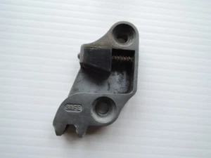 Alfa Romeo GIULIETTA GIULIA SPRINT Used Original SAFE Brand RIGHT Door STRIKER - Picture 1 of 9