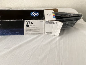 HP Q2612A schwarze Tonerkassette - Bild 1 von 2
