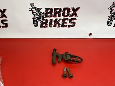 1987 Honda XR200 XR200R XR 200 200R Right Side Foot Peg  - Image 1 of 4