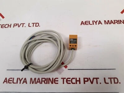 Omron tl-q5mc1 proximity switch sensor - Image 1 of 4