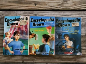 π 3-PACK BUNDLE π Encyclopedia Brown Books by Donald J. Sobol Paperback - Foto 1 di 4