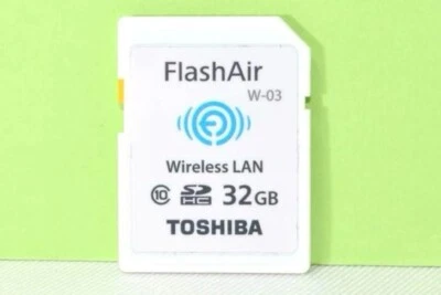 Tarjeta SDHC FlashAir con Toshiba Wireless LAN W-03 32GB / 8GB Class10 genuina Foto 1 de 2