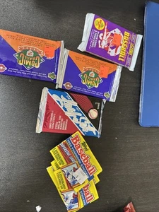 LOT 9 VINTAGE MLB PACKS LEAF, TOPPS, UPPER DECK, SCORE 1988-1991 BASEBALL NEW - Picture 1 of 15