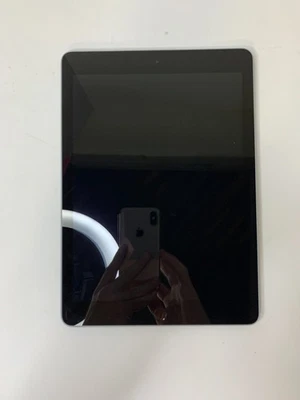 Apple iPad 6th Gen 9.7"  (32GB Storage - Space Gray – MR7F2CL/A) - Image 1 of 4