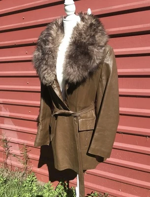 Vintage S.H.G. Abrigo Mujer CUERO GAMUZA MARRÓN Hecho en INGLATERRA SHG.  MED Foto 1 de 4