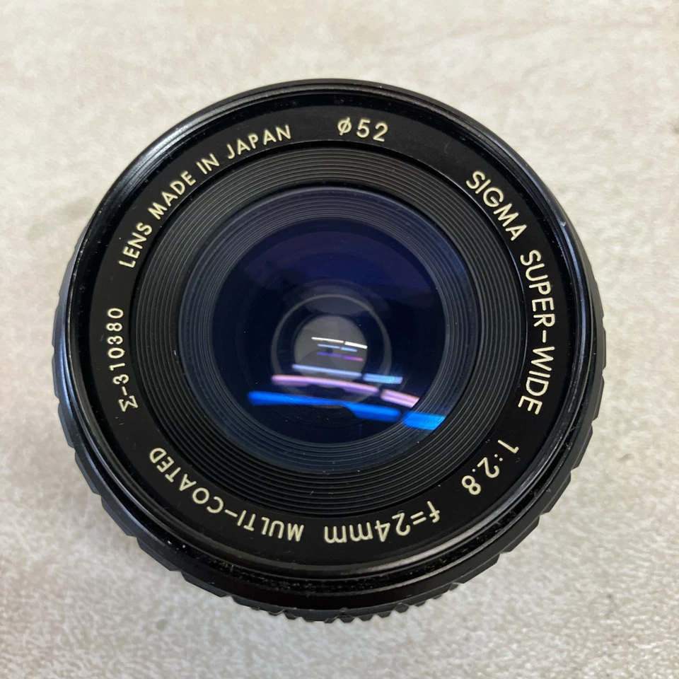 SIGMA SUPER- WIDE 1: 2.8 f: 24mm MULTI- COATED 310380 Japan 52mm Collection MINT - Image 1 of 4