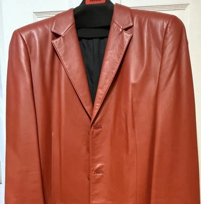 Chaqueta/abrigo deportivo estilo blazer de cuero genuino rojo de Hugo Boss para hombre talla L Foto 1 de 4