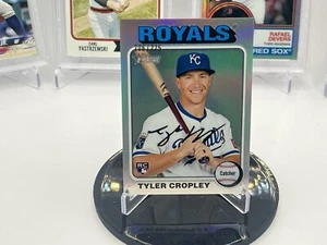 2024 Heritage High Number Chrome Refractor Silver #630 Tyler Cropley /225 Royals - Bild 1 von 4