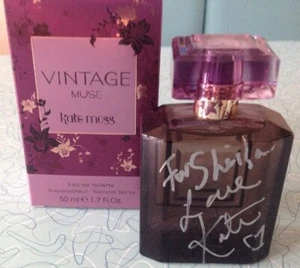 Kate Moss signed Vintage Muse eau de toilette 50ml perfume autograph model - Picture 1 of 2