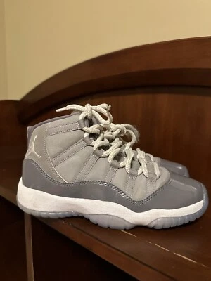Nike Air Jordan 11 Retro Size 5.5 Women - Image 1 of 4