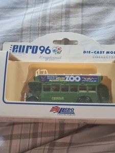 Uefa Euro 96 Lledo Football England Crosville Welsh Mountain Zoo Die Cast Bus - Picture 1 of 3