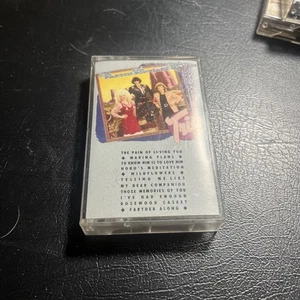 Trio by Parton, Dolly / Ronstadt, Linda / Harris, Emmylou (Cassette, 1990) - Picture 1 of 5