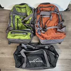 3 bolsas de lona con ruedas Eddie Bauer Expedition 26 maletas verticales + una más pequeña - Imagen 1 de 23