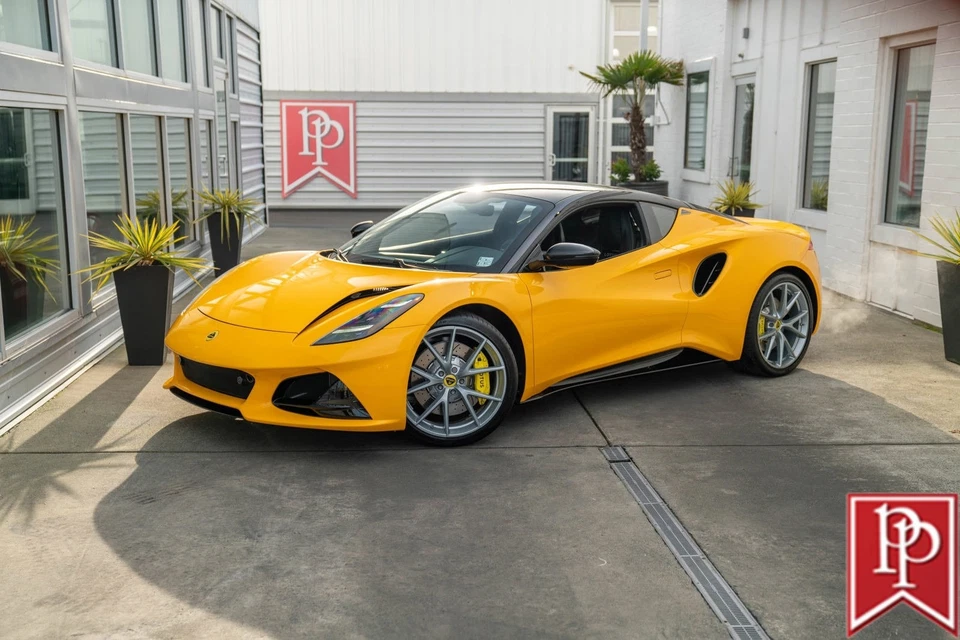 2024 Lotus Emira V6 First Edition Foto 1 de 4