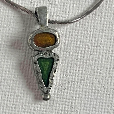 Collar Danforth Colgante Peltre Esmalte Verde y Amarillo en Cadena 925 Ster 16" Foto 1 de 4