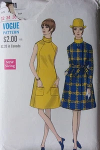 Vintage Vogue Schnittmuster 7401 Größe 12 Kleid mit Jacke - Bild 1 von 2